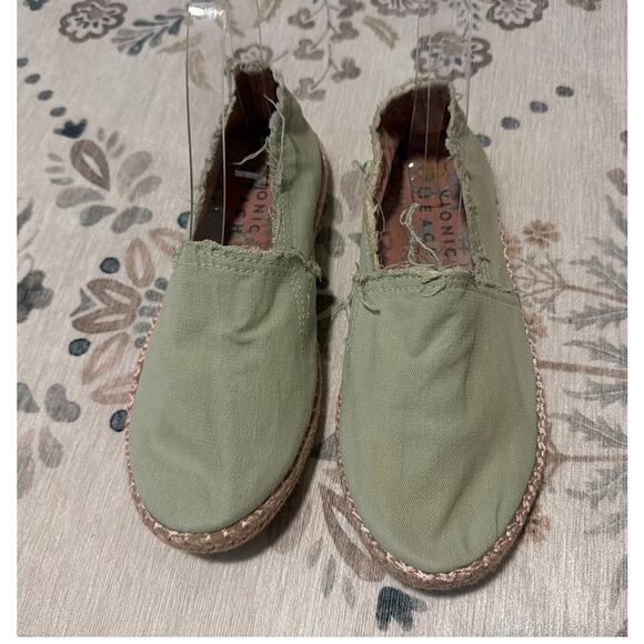 VIONIC Beach Laguna Mint Sage Green Canvas Espadrilles Flats Shoes 6 - Picture 6 of 7